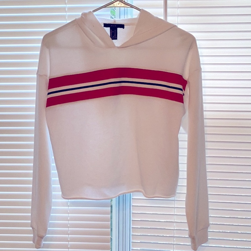 Forever 21 sweatshirt with hoodie size medium